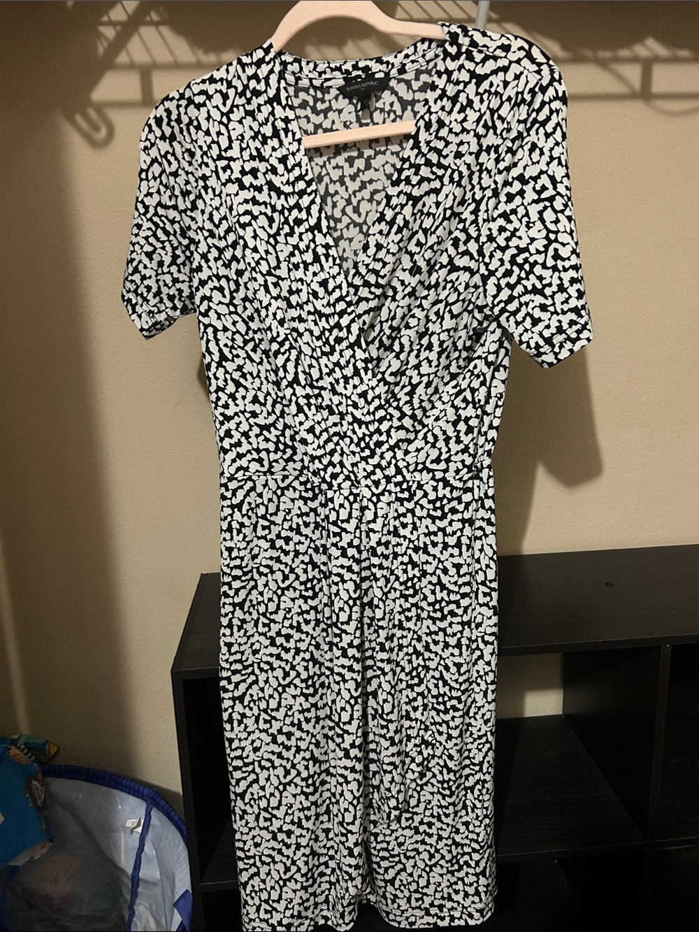 Black and White Printed Mock Tie-Waist Wrap Dress.